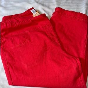 Red Ruby Rd. Woman size 20W capris.